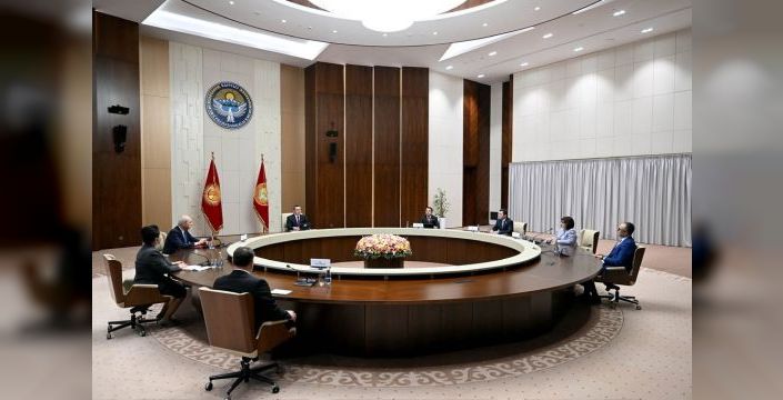 TBMM Başkanı Kurtulmuş, Kırgız mevkidaşıyla görüştü