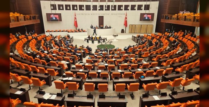 TBMM'de Türk Kızılay Kanunu teklifi görüşülüyor