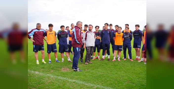 Thomas Reis'ten U19'lara ziyaret: "Gelişime devam edin