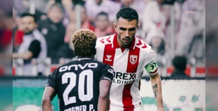 Trabzonspor, Samsunspor'u deplasmanda 3-0 yenerek galip geldi
