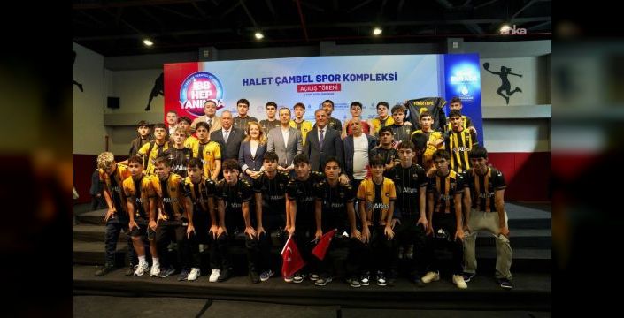 Üsküdar'a 1 milyar liralık spor tesisi açıldı