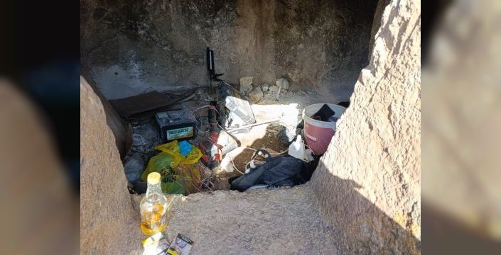 Van'da kaya mezarında kaçak kazı yapan 5 kişi yakalandı