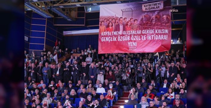 Yeni Parti'de yönetim üyelerin oylarıyla belirlendi