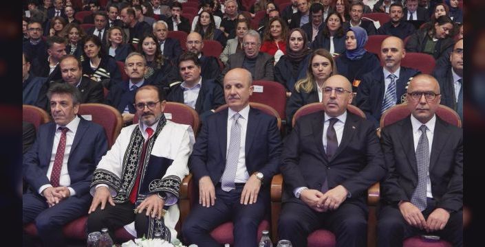 YÖK Başkanı Özvar, çoktan seçmeli sınavlar hakkında uyarılarda bulundu